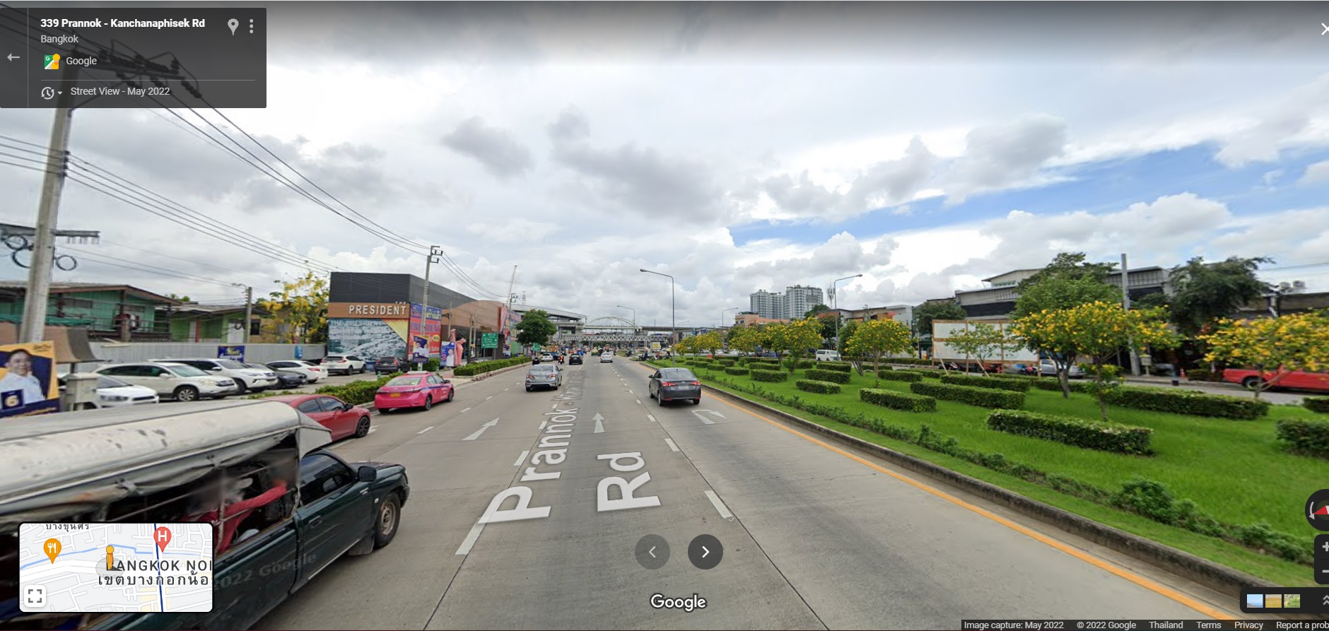 อาคารพาณิชย์ติดถนนพระเทพ ใกล้สามแยกไฟฉาย