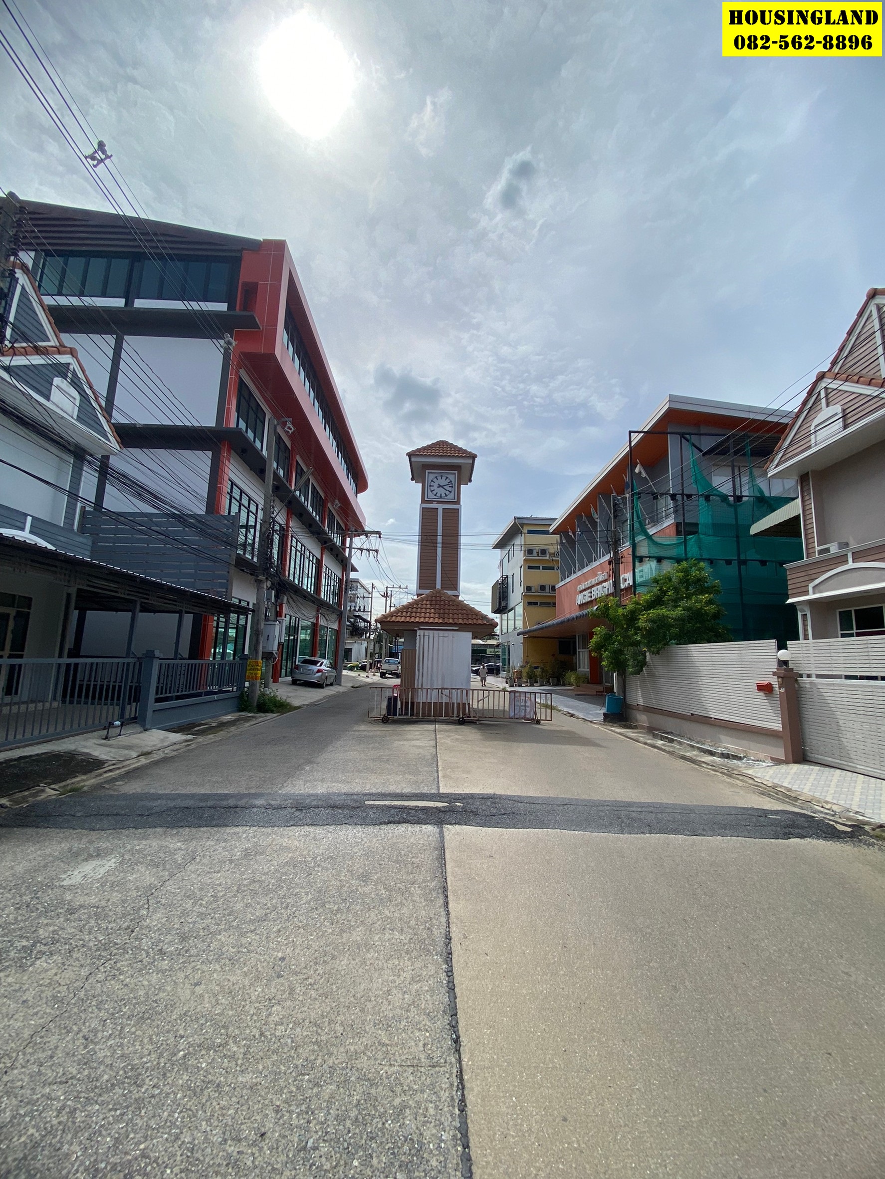 ขายด่วนทาวน์เฮาส์2ชั้นหมู่บ้านมันฑกานต์  ตำบลลาดสวาย  อำเภอลำลูกกา จังหวัดปทุมธานี 