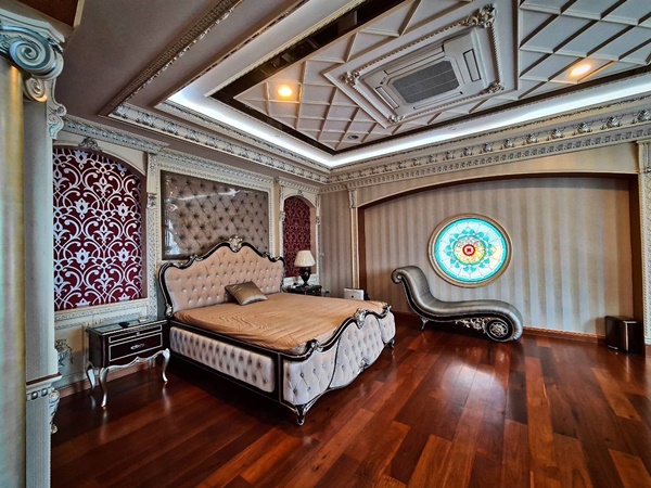 ขาย คฤหาสน์หรู 3ชั้น สไตล์หลุยส์ ตกแต่งสวยพร้อมอยู่ พื้นที่กว่า1000ตรม. ซ.ประชาอุทิศ33 เขตทุ่งครุ