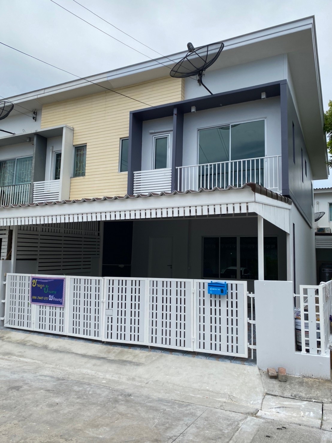 ขายถูก เดอะคอนเนขค อ่อนนุช 2 ซอย เฉลิมพระเกียรติ 87 หลังมุม ตกแต่งใหม่ๆ พร้อมอยู่  