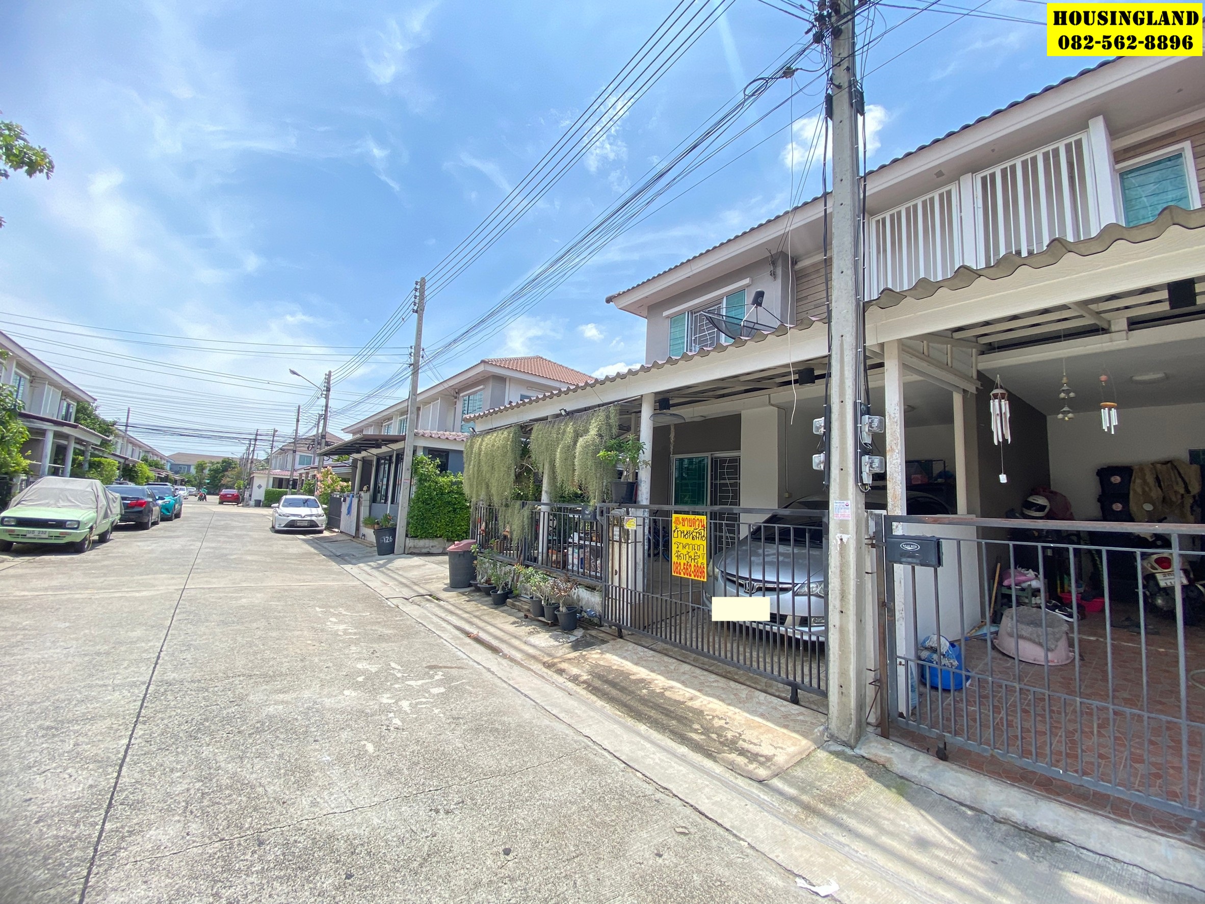 ขายบ้านทาวน์เฮาส์2ชั้น หมู่บ้านพฤกษาวิลล์41/1 ( หลังมุม )  ตำบล บางกะดี อำเภอ เมืองปทุมธานี จังหวัด ปทุมธานี