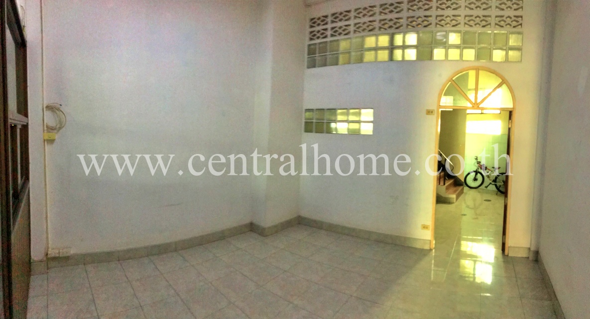 อาคารพาณิชย์  4 ชั้น ติดถนนนครอินทร์ นนทบุรี