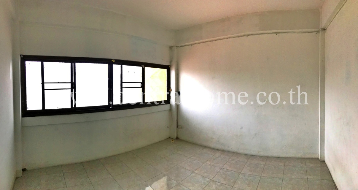 อาคารพาณิชย์  4 ชั้น ติดถนนนครอินทร์ นนทบุรี