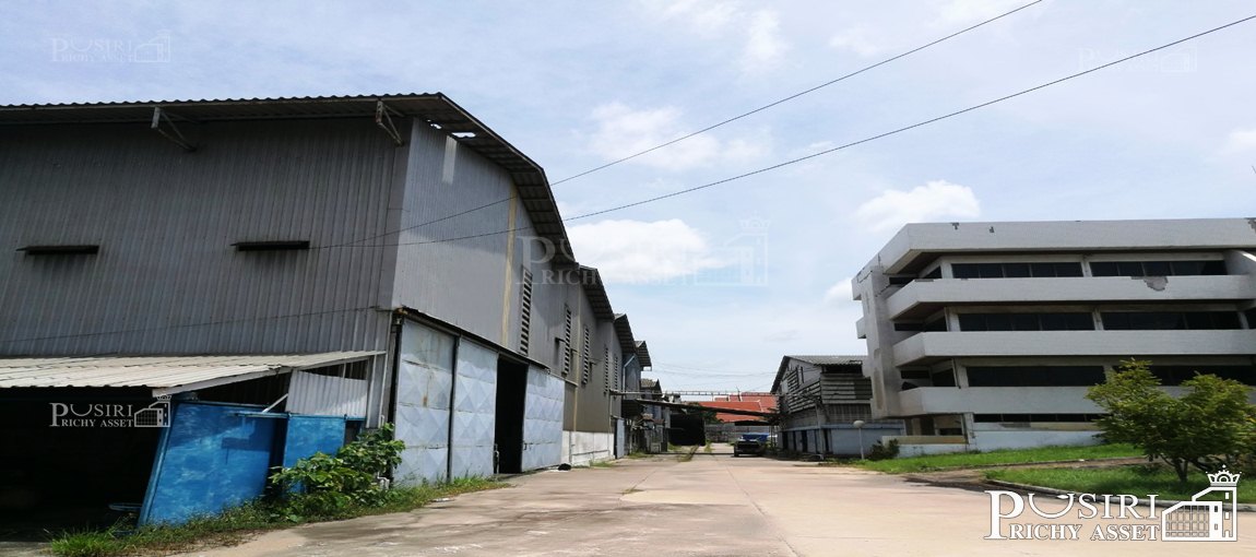 โรงงาน 1,759-8,976 ตร.ม. พื้นที่สีม่วง รถเทรลเลอร์เข้า-ออกสะดวก สังเกตง่ายติดถนนเศรษฐกิจ