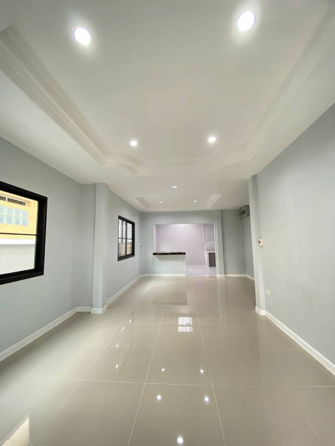 หมู่บ้านบัวทองธานี หลังมุม ตรงข้ามสมบัติบุรี - เนื้อที่ 28.3 ตร.ว.  - 3 ห้องนอน 2 ห้องนอน