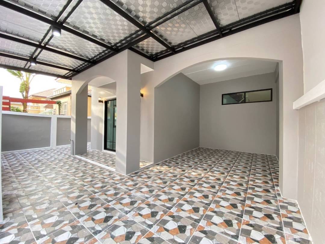 หมู่บ้านบัวทองธานี หลังมุม ตรงข้ามสมบัติบุรี - เนื้อที่ 28.3 ตร.ว.  - 3 ห้องนอน 2 ห้องนอน