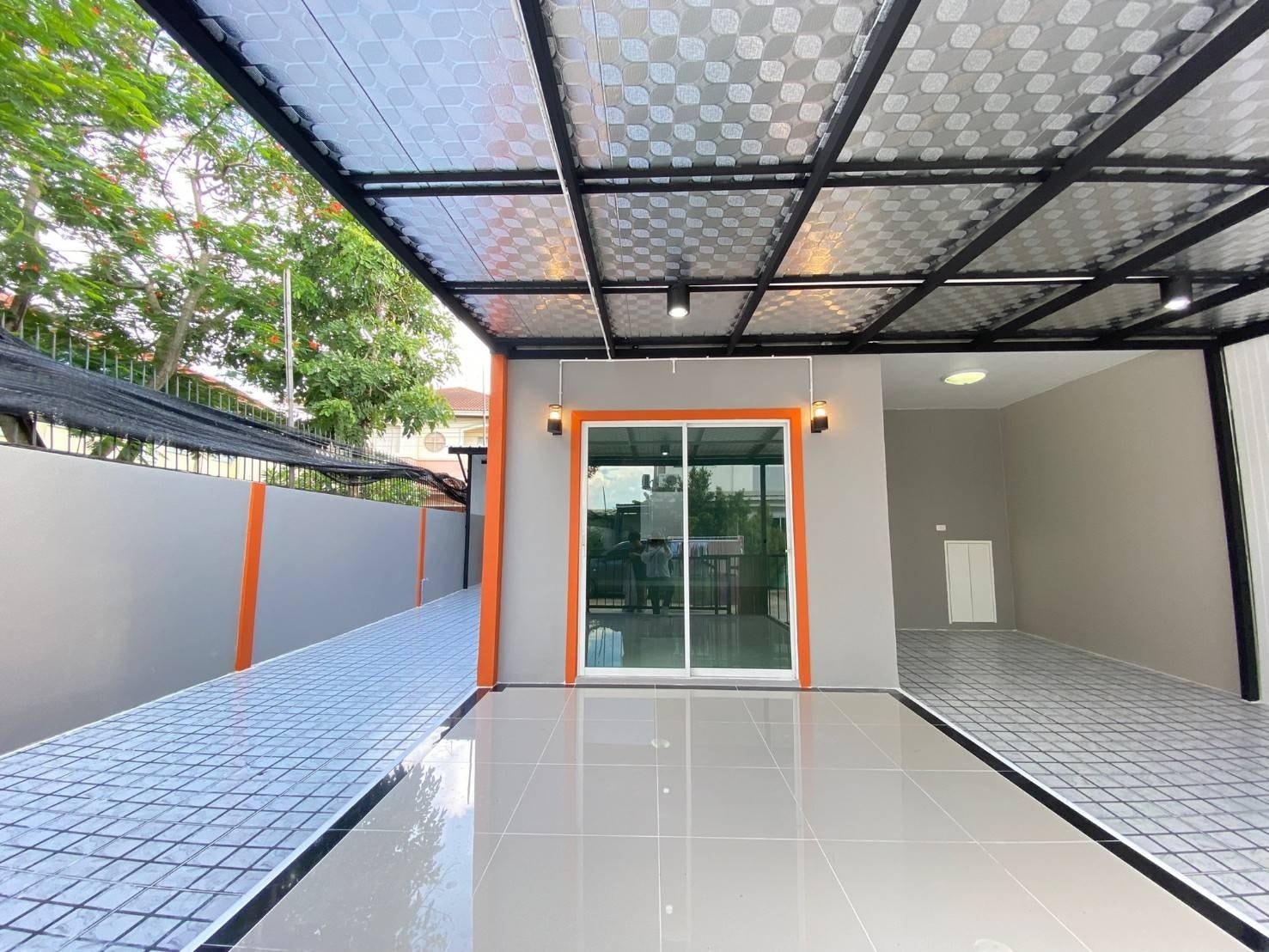 ทาวน์เฮาส์ หมู่บ้านไลโอ บลิสซ์ (กาญจนาภิเษก-ชัยพฤกษ์)​ 3นอน2 น้ำ