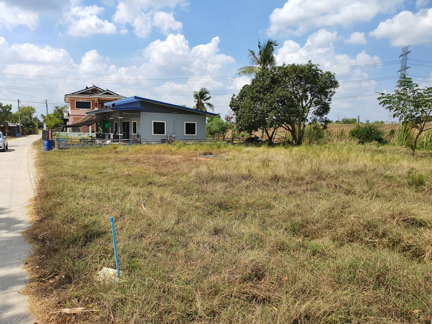 ขายที่ดินบรรยากาศดีด้านหลังติดคลอง ขนาด 47.5 ตรว. ต.ทุ่งบัว อ.กำแพงแสน จ.นครปฐม ฟรีค่าโอน