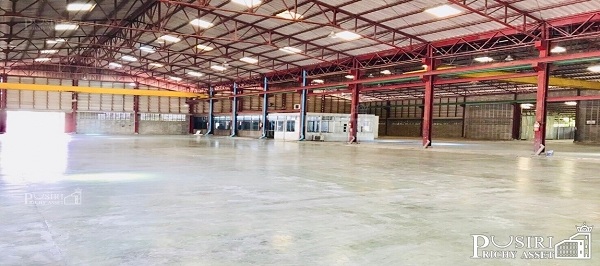 โรงงาน/โชว์รูม ให้เช่าแล้ว ติดถนนใหญ่ ทำเลดี เป็นจุดเด่น เหมาะแก่การทำธุรกิจ ริมถนน สายแสงชูโต KK4813R