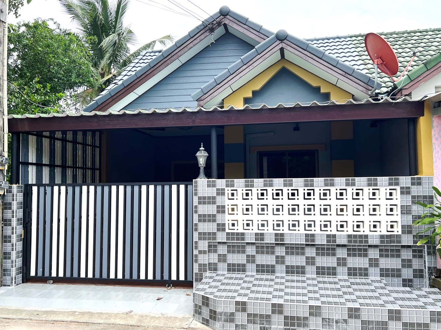 ขายบ้านเดี่ยวหนองมนบางแสน หมู่บ้านแกรนด์โฮมเพลส  อำเภอเมืองชลบุรี ชลบุรี