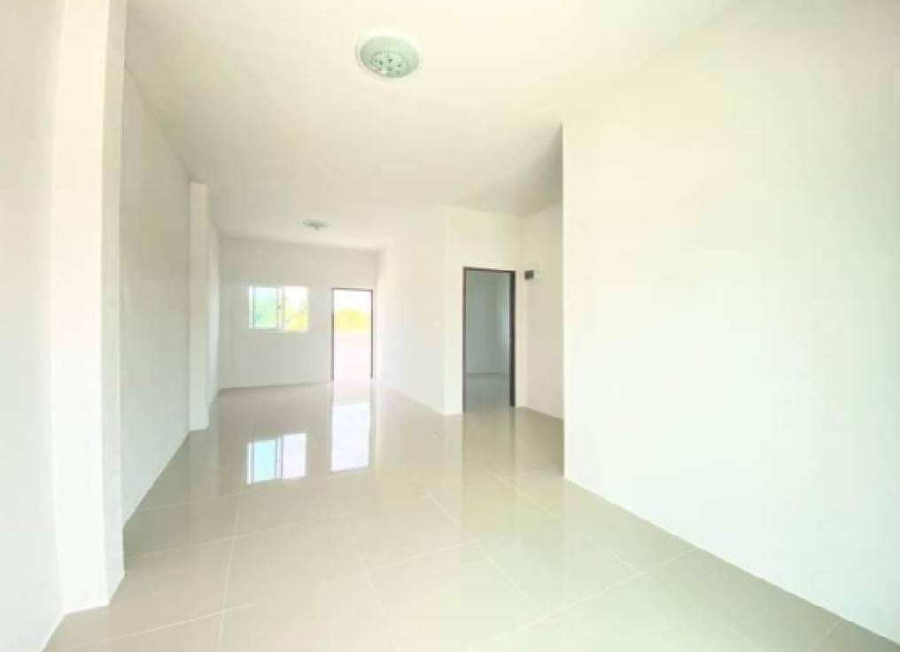 ขายบ้านโครงการสร้างใหม่ ชั้นเดียว ดีไซน์โดดเด่นทัน  สมัย อำเภอพานทอง ชลบุรี