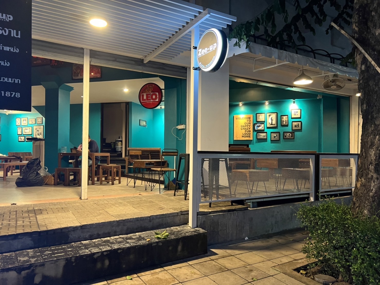 เซ้งร้านอาหาร + ร้านเหล้า พร้อมอุปกรณ์ ลาดพร้าว กรุงเทพฯ