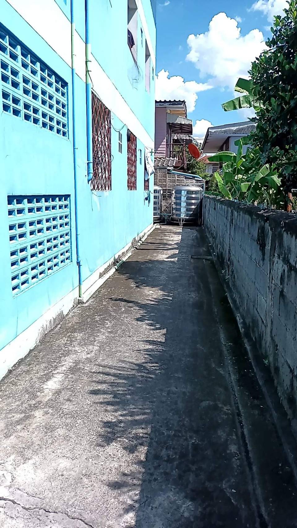 ขายอพาร์ทเม้นท์ พร้อมบ้านเดี่ยว เหมาะสำหรับสานต่อ ธุระกิจ เขตบางเขน กรุงเทพมหานคร