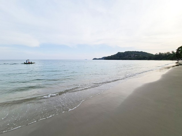 ขายที่ดินริมทะเลวิวสวย (PRIVATE ZONE) กลางอ่าวเจริญ   อำเภอแกลง จังหวัดระยอง