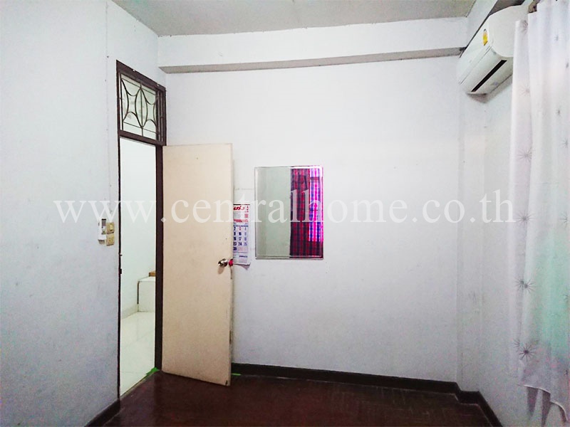 อาคารพาณิชย์ เทิดราชัน 43 หลังริม ทำเลดี