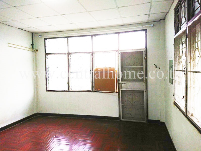 อาคารพาณิชย์ เทิดราชัน 43 หลังริม ทำเลดี