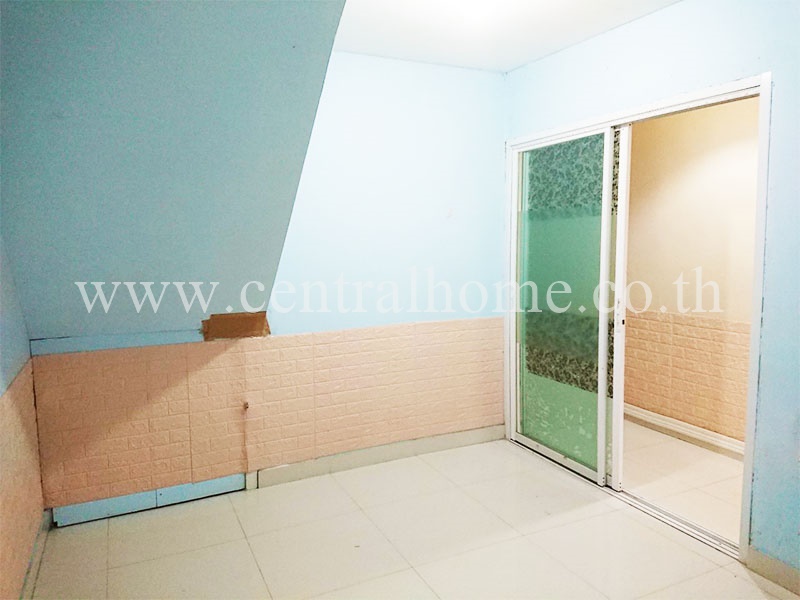 อาคารพาณิชย์ เทิดราชัน 43 หลังริม ทำเลดี