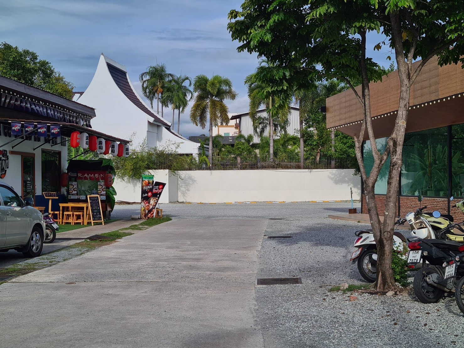 เซ้งด่วน ร้านอาหารพร้อมเปิดได้เลย [กิจการยังดำเนินการอยู่] ชลบุรี