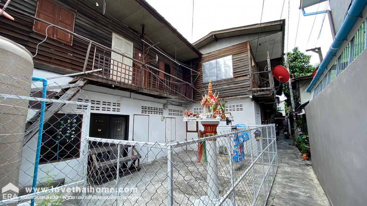 ขายที่ดินถนนจันทน์34 พื้นที่80ตรว. พร้อมสิ่งปลูกสร้างบ้านไม้ ราคาถูกแบบนี้หาไม่ได้ที่ไหนอีกแล้ว ทำเลดีมาก อยู่ย่านใจกลางเมือง ทำเลทอง คุ้มค่าคุ้มราคาแน่นอน ใกล้เอเชียทีค เดอะ ริเวอร์ฟรอนท์