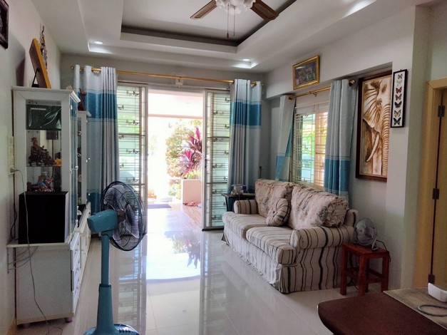 ขายบ้านเป็นบ้านโครงการ หมู่บ้านบรรยากาศดีมาก สงบ ไม่วุ่นวาย ใกล้ทะเล   หมู่บ้านล้อมรอบด้วยภูเขา อ.ปราณบุรี