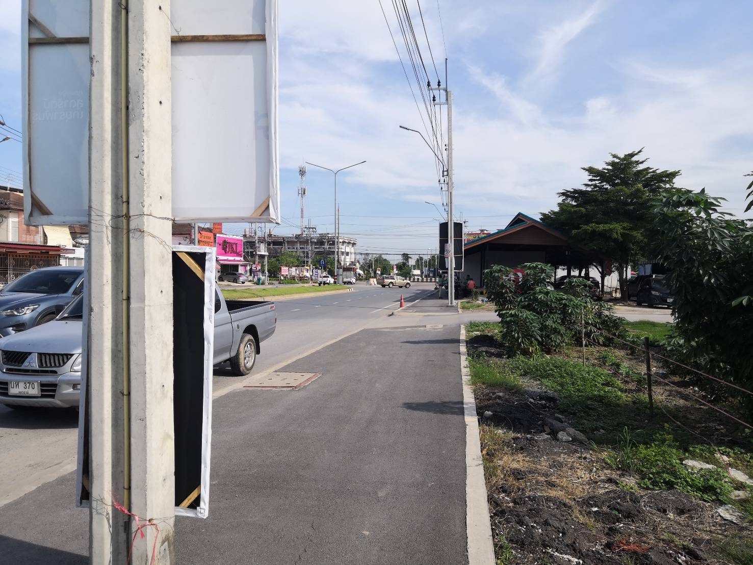 ขายที่ดินสวย 66ไร่(แบ่งขายได้) ติดถนนคุ้มเกล้า ลาดกระบัง