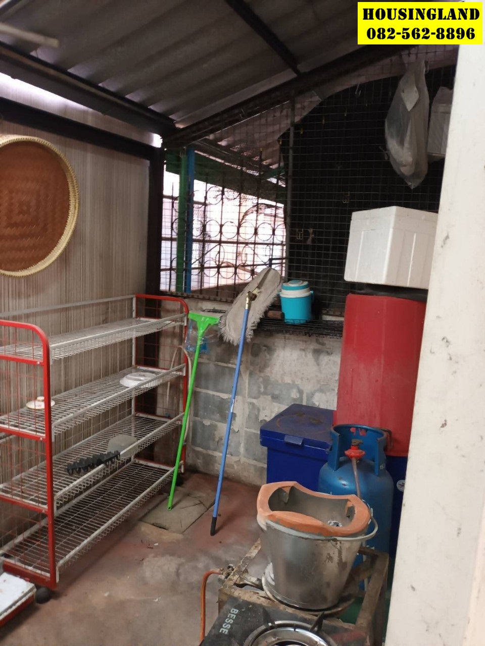ขายบ้าน2ชั้น หมู่บ้านพระปิ่น 7 ทาวน์เฮ้าส์ ทรงบ้านแฝด ย่านตลาดไท   ตำบลคลองหนึ่ง  อำเภอคลองหลวง  จังหวัดปทุมธานี 