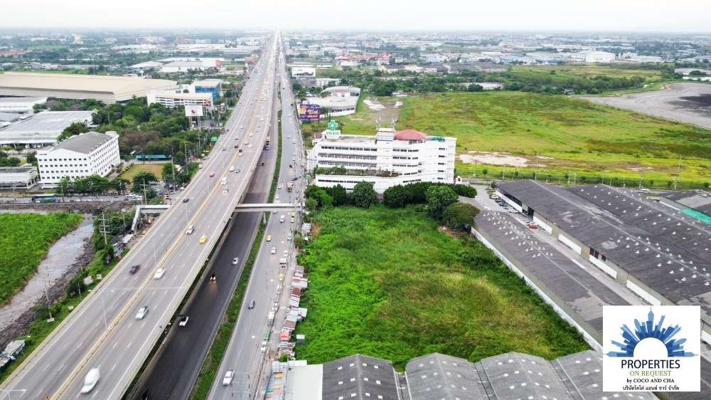 ขายที่ดินทำเลสวยติดถนนใหญ่ รูปสี่เหลี่ยมผืนผ้า เนื้อที่ 8 ไร่กว่า ใกล้โรงพยาบาลบางนา ทางด่วน