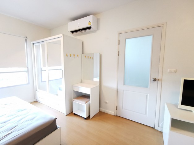 ขายคอนโด Condolette 624 ลาดพร้าว ห้องสวยติดคลอง วิวสวย เฟอร์ครบตำแหน่งห้องดีที่สุดในโครงการวิวคลอง(เจ้าของขายเอง)