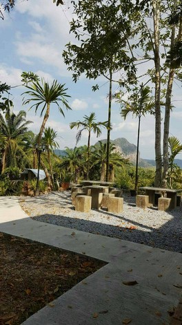 ขายที่ดินพร้อมสิ่งปลูกสร้าง เจ้าของขายเอง วิวภูเขา เหมาะทำกิจการต่อ อ.เมือง จ.กระบี่