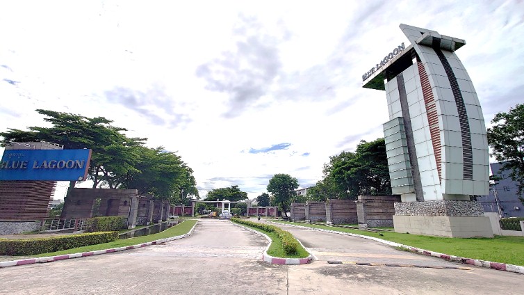 ขายที่ดินติดทะเลสาบ เหมาะสร้างคฤหาสน์หรู ทำเลบางนา 