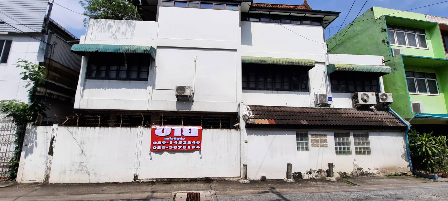 ขายบ้านเดี่ยว 3ชั้น ถนนสุขุมวิท101 ซอยปุณณวิถี  74 ตร.ว ติดถนนสาธารณสองด้าน  เหมาะอยู่อาศัยหรือลงทุนทำธุรกิจเพิ่มเติมได้