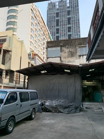 ขายบ้านพร้อมที่ดิน สาทรซอย 6 เหมาะสำหรับทำธุรกิจคอนโด สูงไม่เกิน 23 เมตร