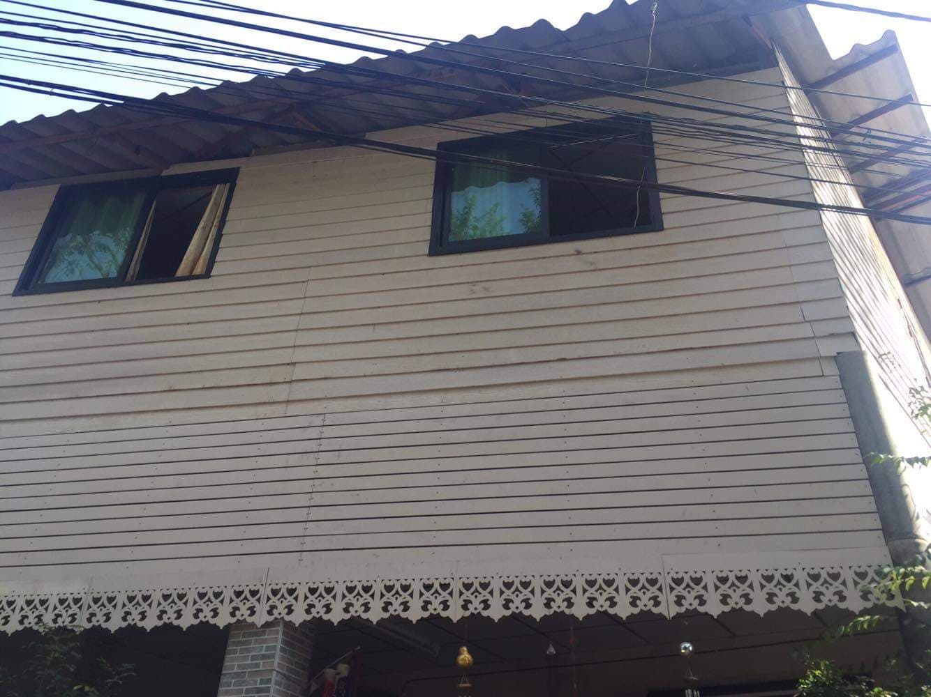 รับต่อเติมบ้านและงานอื่นๆ กันสาดหน้าบ้าน โรงจอดรถ ห้องน้ำ ห้องครัว เดินไฟ ตามเนื้อหาด้านล่าง งานเล็กงานน้อย-งานมาก ไปหมด559......+62