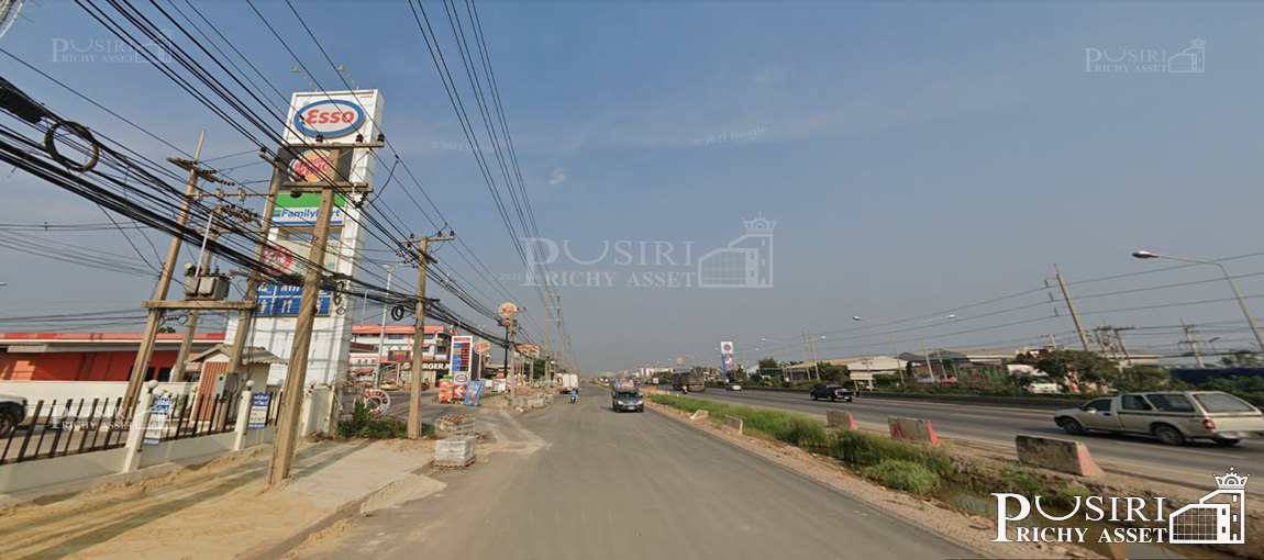 ที่ดิน 155 ไร่ เดินทางง่าย เข้า-ออก ได้ถึง 4 เส้นทาง บนถนนสวนส้ม ใกล้พระราม2 สะดวกใช้น้ำ ระบายน้ำ ติดคลอง 2 ฝั่ง ทำได้ทั้งโรงงาน  หมู่บ้าน  