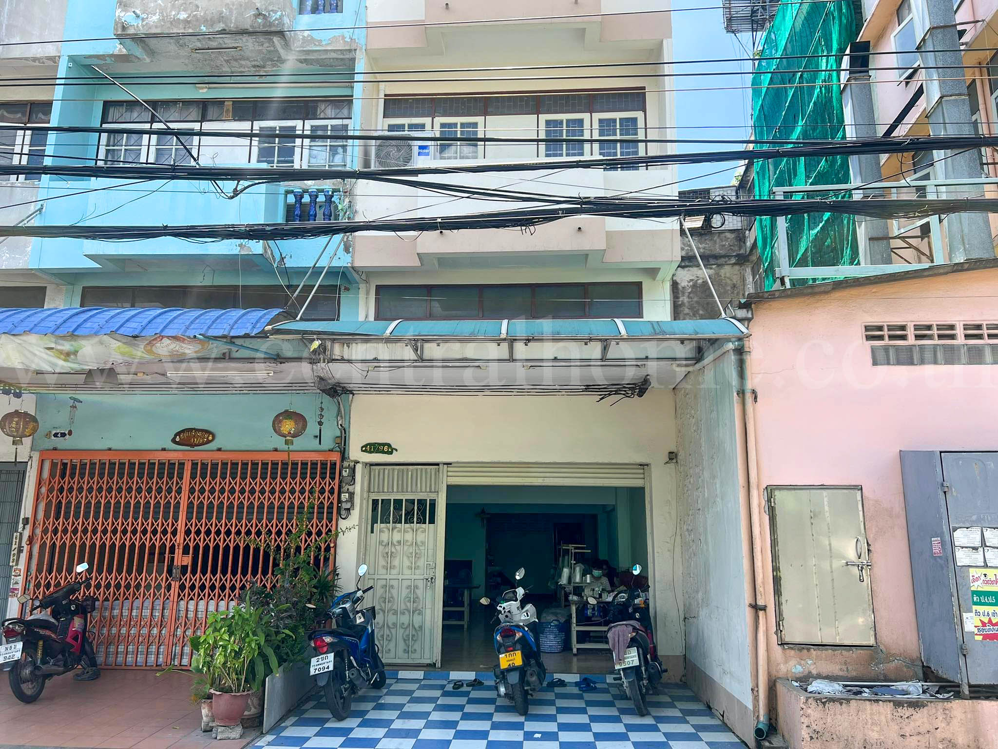 อาคารพาณิชย์ ซอย รัตนาธิเบศร์ 3 เรวดี ใกล้ MRT ศูนย์ราชการนนทบุรี