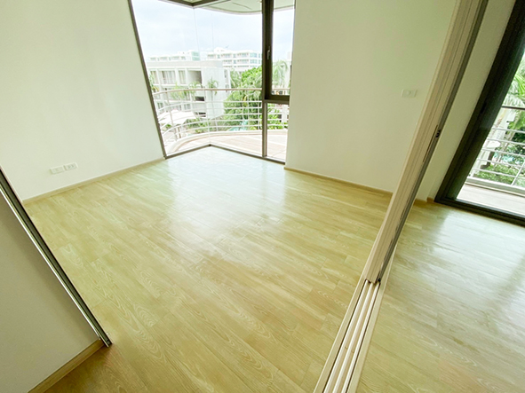ราคาสุดคุ้มคอนโด บ้านแสนคราม 2 ห้องนอนสไตล์โมเดิร์น บรรยากาศเห็นทะเล ห้องมุม