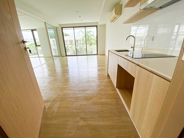 ราคาสุดคุ้มคอนโด บ้านแสนคราม 2 ห้องนอนสไตล์โมเดิร์น บรรยากาศเห็นทะเล ห้องมุม