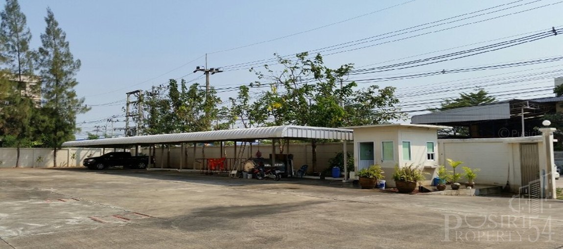 ที่ดินอุตสาหกรรม สีม่วงแท้ 100 % พร้อมคลังสินค้าและสำนักงาน ที่ดิน 13 ไร่เศษ ใกล้ถนนเศรษฐกิจไม่ถึง 1 กิโล ถนนกว้างตลอดทาง 