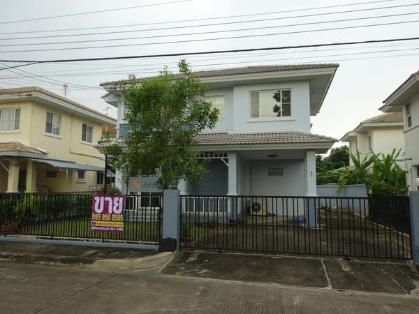 ขายบ้านเดี่ยว ม.ชลลดา วัดลาดปลาดุก นนทบุรี ใกล้ห้างเซ็นทรัลเวสเกต รถไฟฟ้าสายสีม่วง