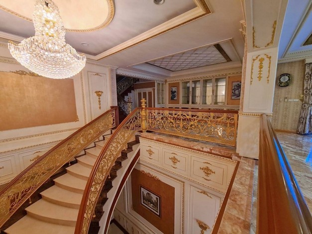 ขายคฤหาสน์หรู สภาพใหม่มาก พร้อมอาคารพาณิชย์ ที่ดินผืนใหญ่ ประชาอุทิศ33  เขตทุ่งครุ กรุงเทพมหานคร