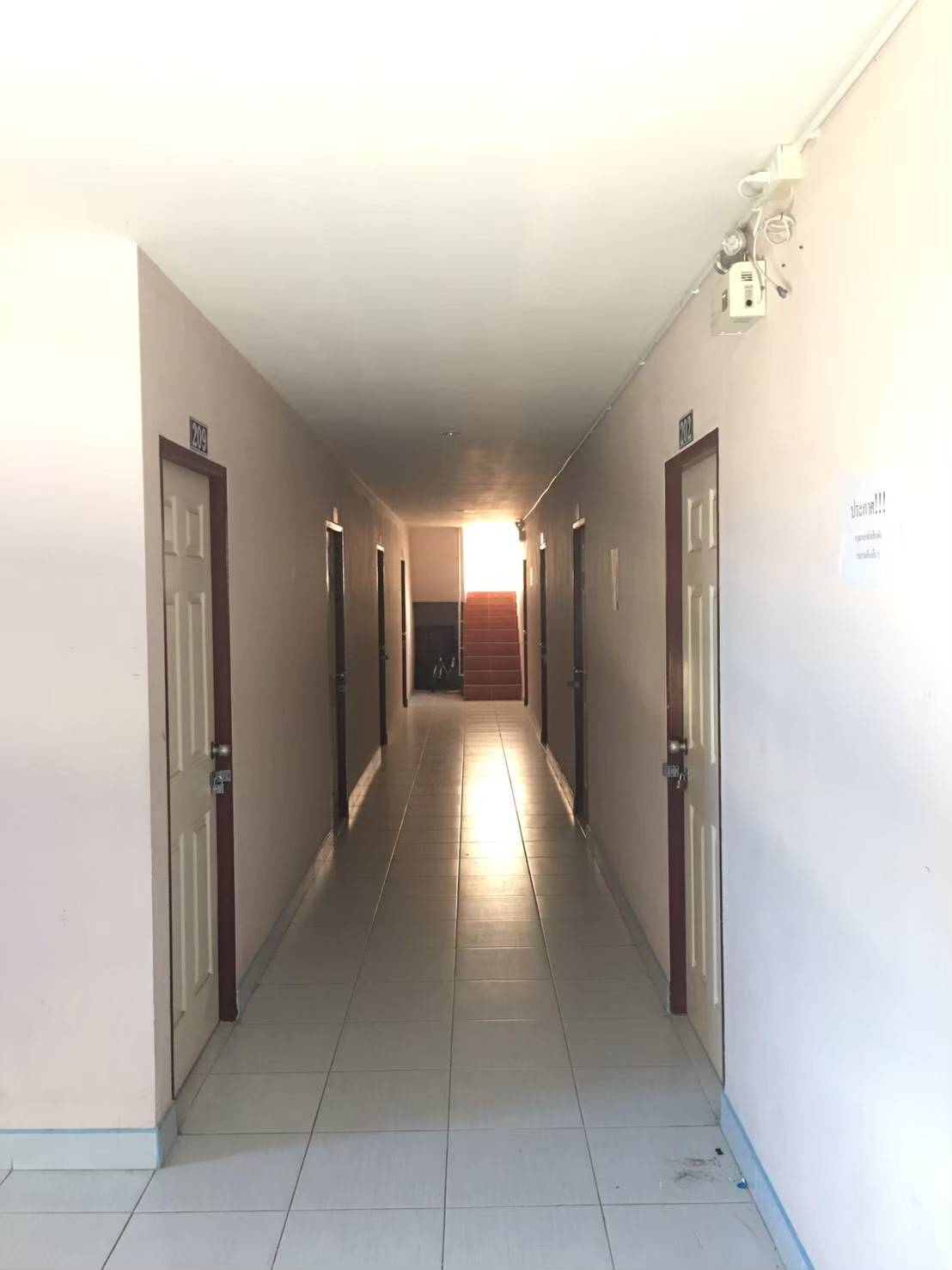 ขายหอพัก 4 ชั้น ทำเลดี ใกล้โรงเรียนนวมินทร์ สงขลา ใกล้ห้าแยกน้ำกระจาย 