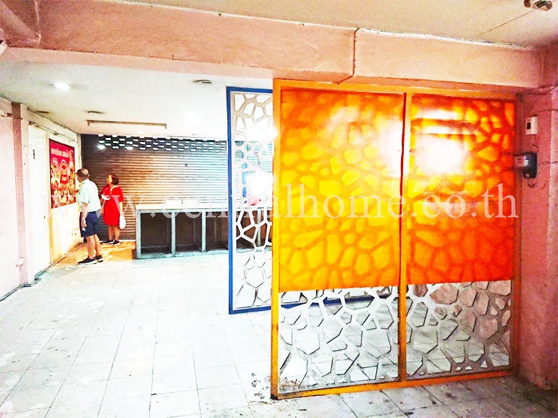 อาคารพาณิชย์ ติดถนน แจ้งวัฒนะ - ปากเกร็ด หลังริม ทำเลดี