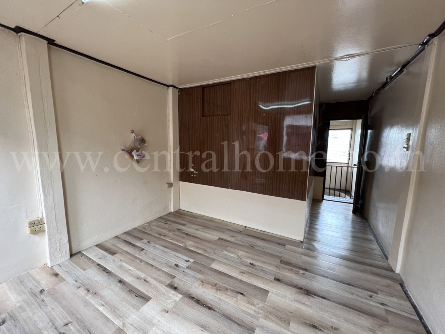 อาคารพาณิชย์ ซอย ตากสิน 21 สำเหร่