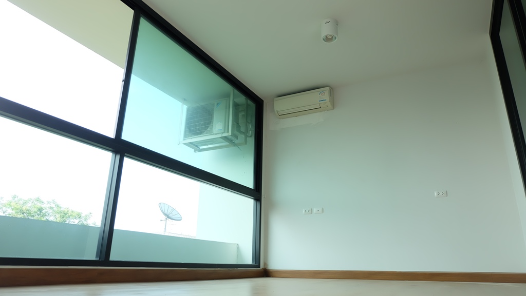 ขายคอนโดมิเนียม แบงค์คอก เฟลิซ สุขุมวิท 69 ห้อง 1 Bedroom พร้อมเข้าอยู่  ชั้น 5