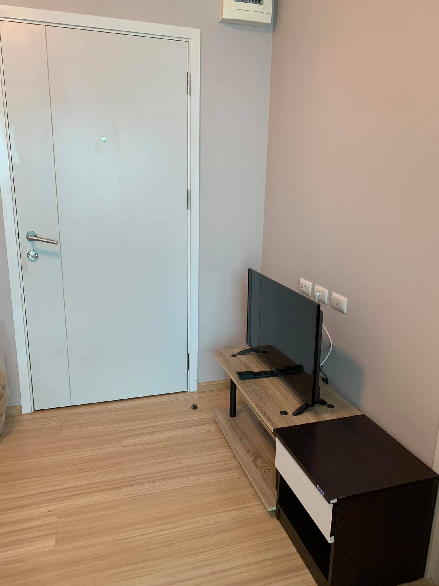 พลัมคอนโด แจ้งวัฒนะ (Plum Condo Chaengwattana) ใกล้ศูนย์ราชการแจ้งวัฒนะ เฟอร์นิเจอร์+เครื่องใช้ไฟฟ้า+พร้อมเข้าอยู่