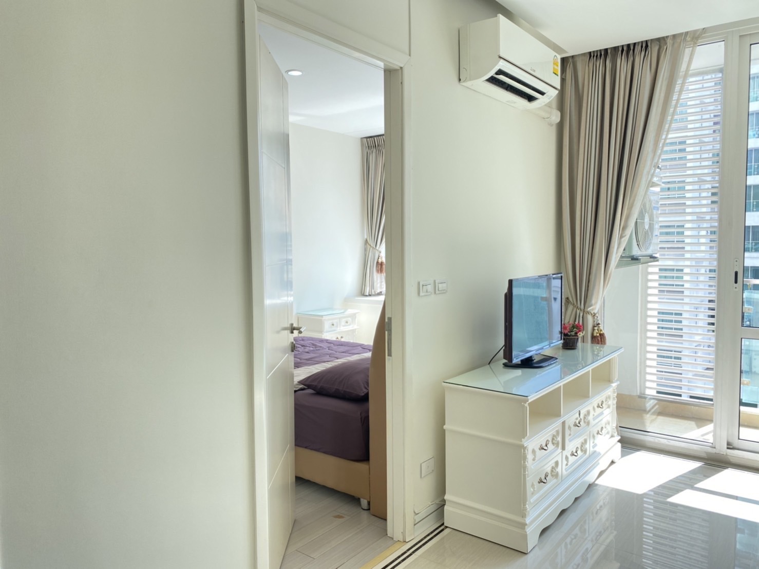 ทีซี กรีน พระราม 9 (TC Green Condo ) ใกล้ Mrt พระราม 9   เฟอร์นิเจอร์+เครื่องใช้ไฟฟ้าครบ