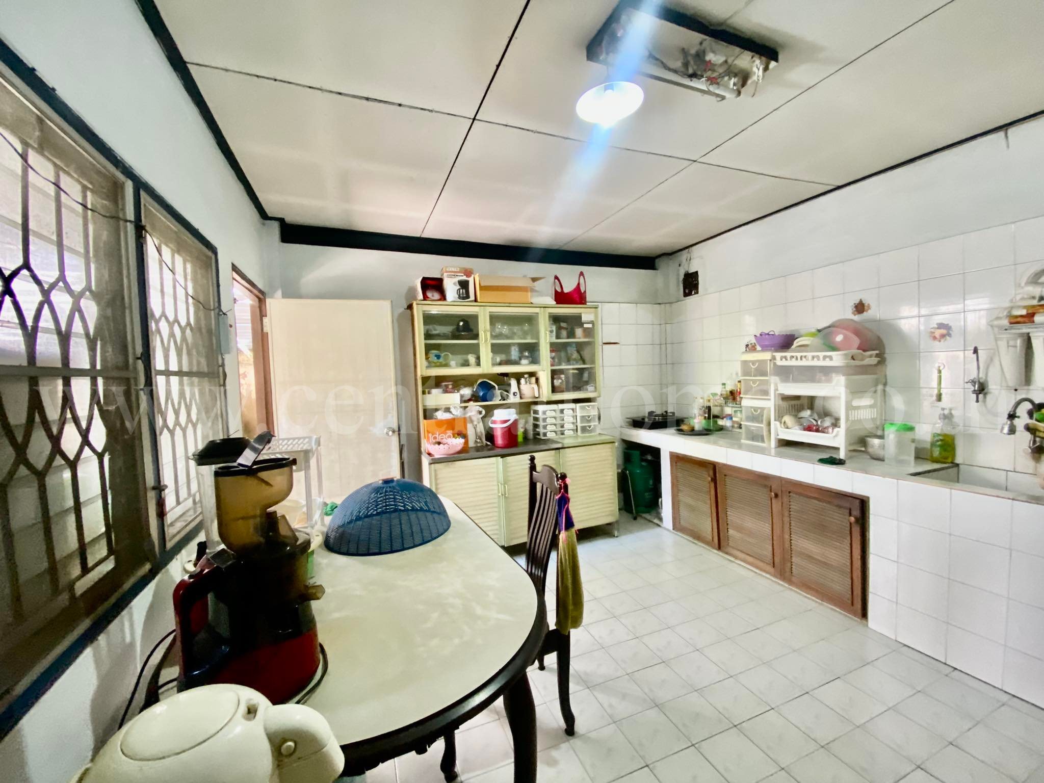 บ้านเดี่ยว หมู่บ้าน รัตนาธิเบศร์ ติด MRT ตลาดบางใหญ่