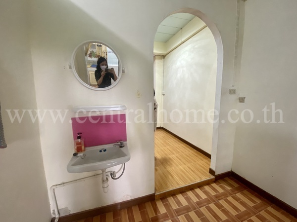 ทาวเฮ้าส์ หมู่บ้าน อยู่เจริญ คลอง 2 ธัญบุรี