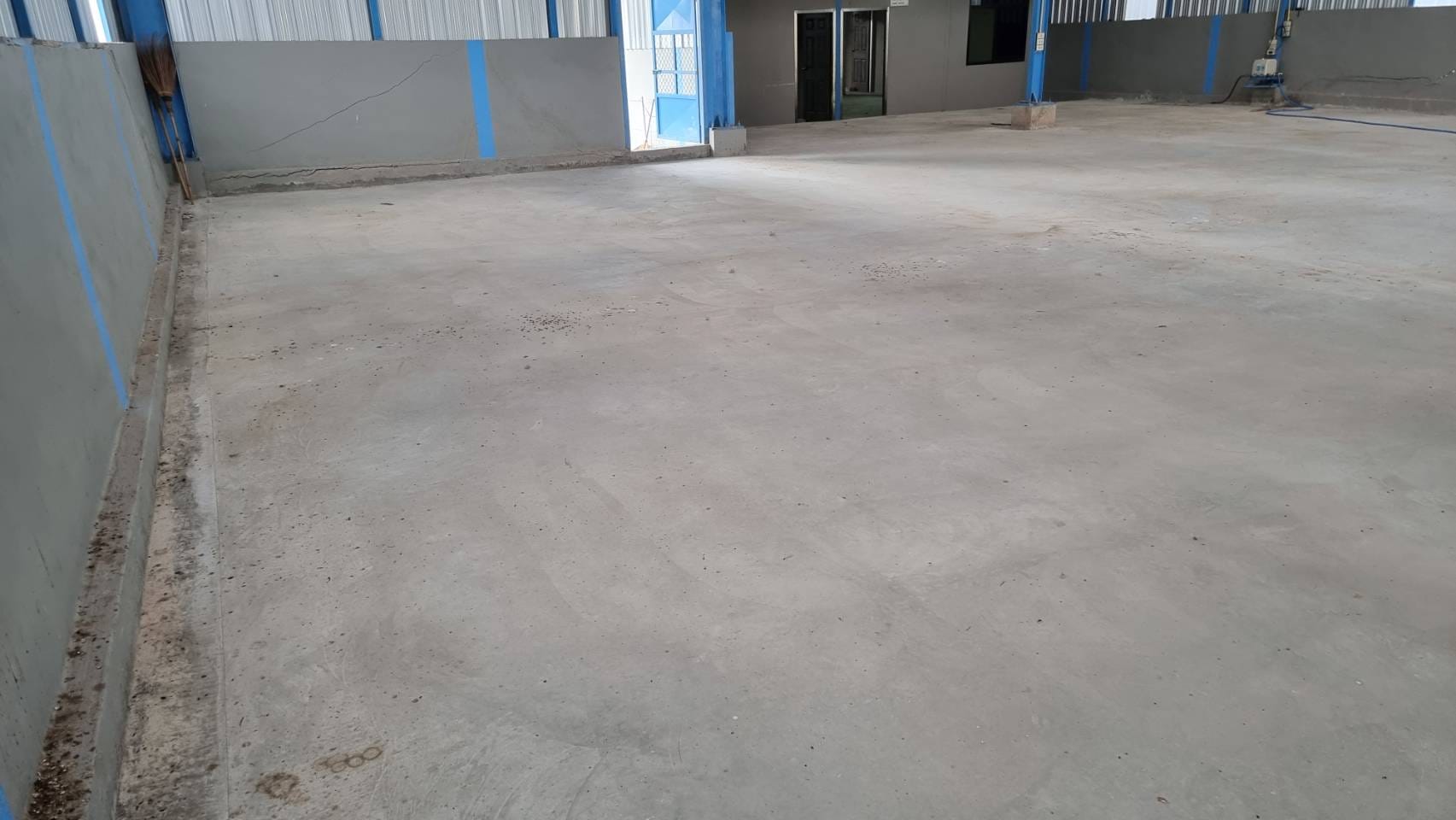 Warehouse & Factory โกดังพร้อมออฟฟิศให้เช่า ขนาด 340 ตรม  ลาดกระบัง มีนบุรี กรุงเทพ 