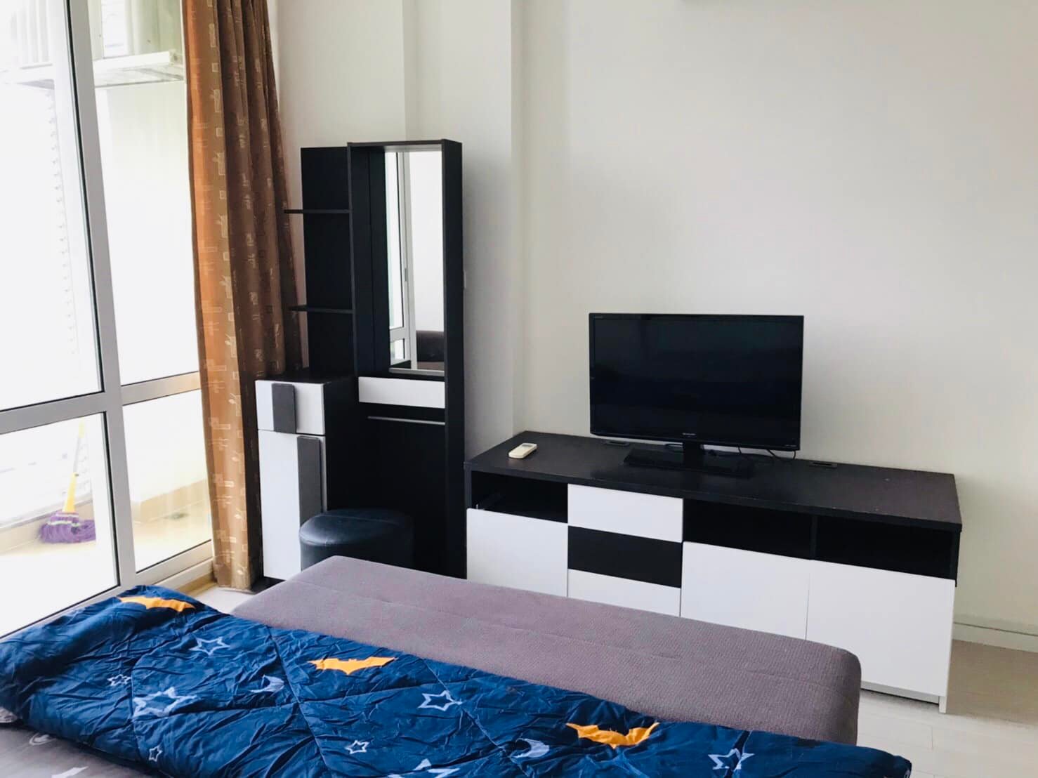 ทีซี กรีน พระราม 9 (TC Green Condo ) ใกล้ Mrt พระราม 9   เฟอร์นิเจอร์+เครื่องใช้ไฟฟ้าครบ+พร้อมเข้าอยู่ 